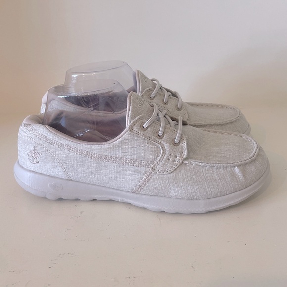 Skechers On-The-Go Flex Ashore Boat Shoe 9 EUC Light Taupe women's - Picture 1 of 7